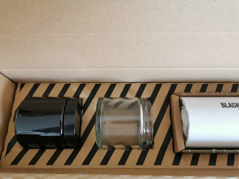 Verpackung der El Comandante C40 MKIV