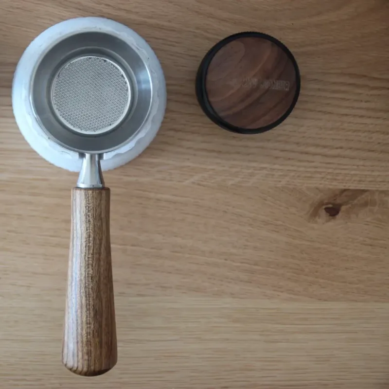 Material mit Verteiler