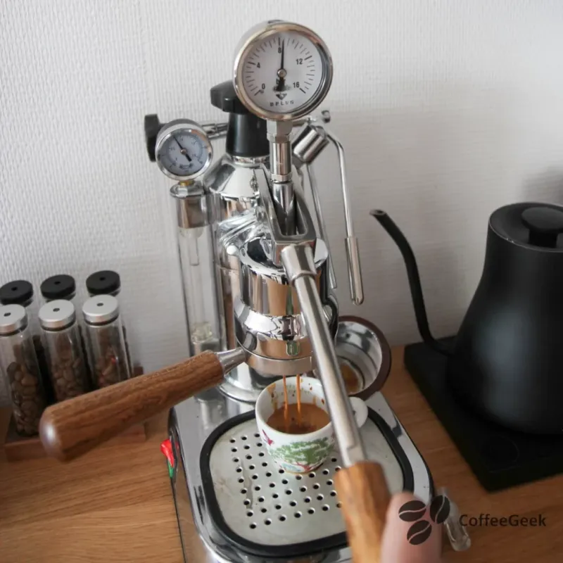 Espresso-Extraktion La Pavoni