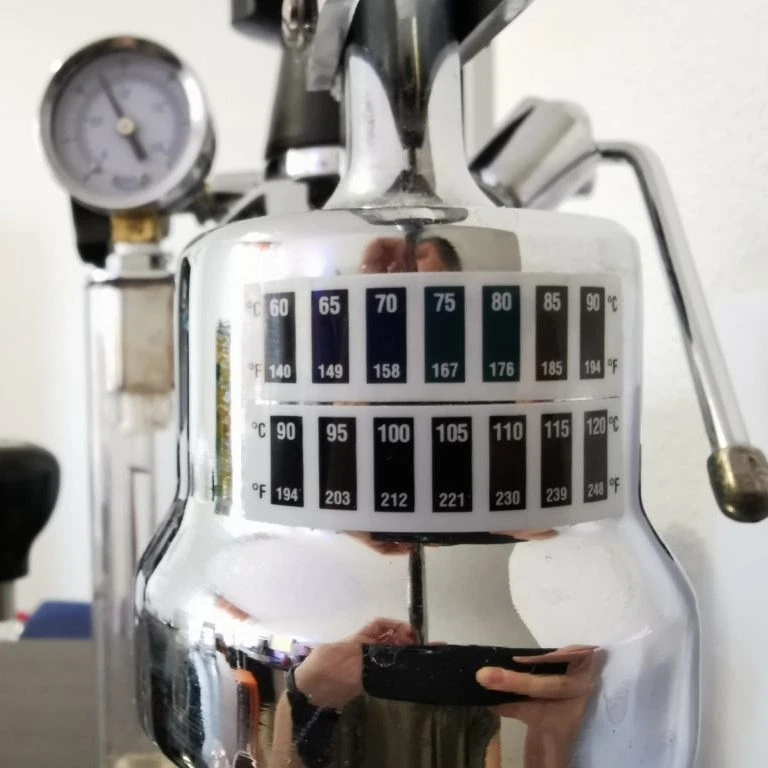 Stick-on thermometer on La Pavoni piston