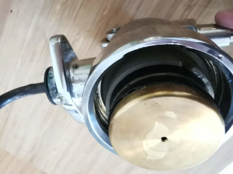 La Pavoni piston insertion