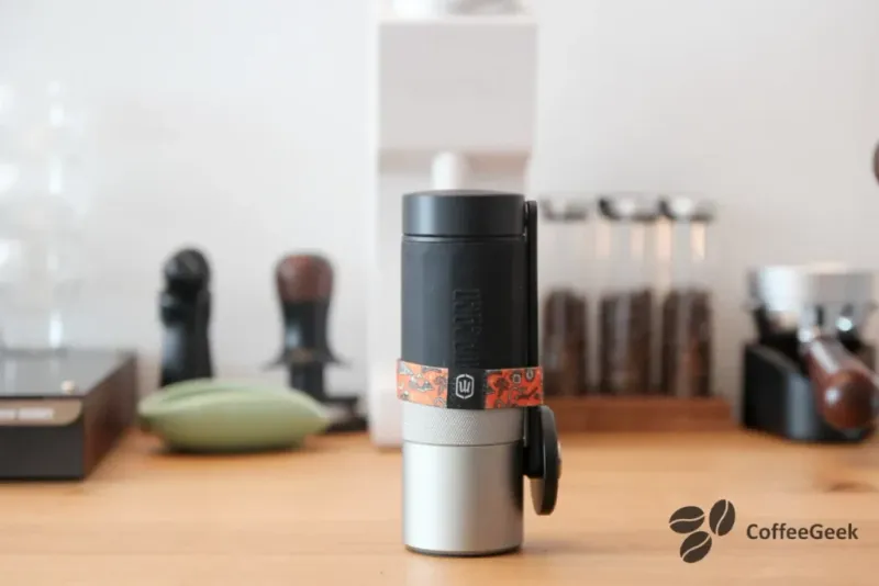 Wacaco Exagrind, manivela guardada