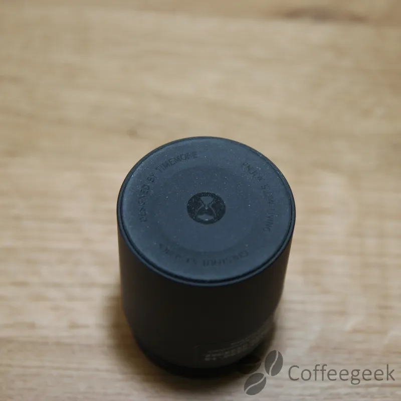 Base caoutchouc récipient