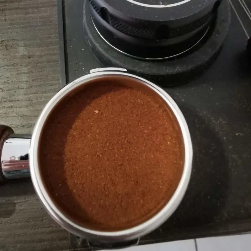 Smooth puck after distribution