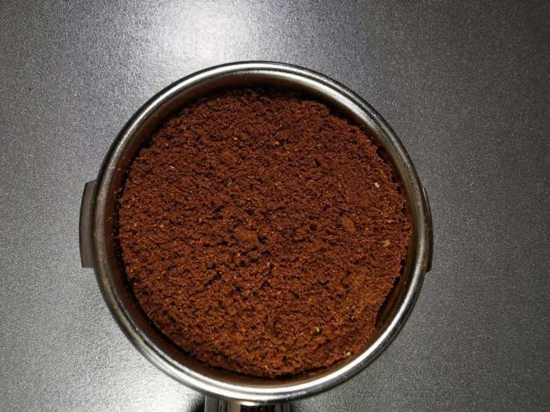 Ground coffee for espresso