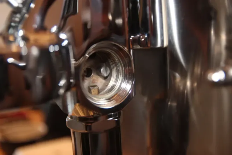 Chamber lubrication