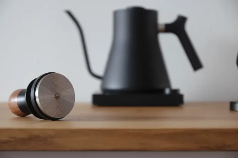 Base rigata del tamper