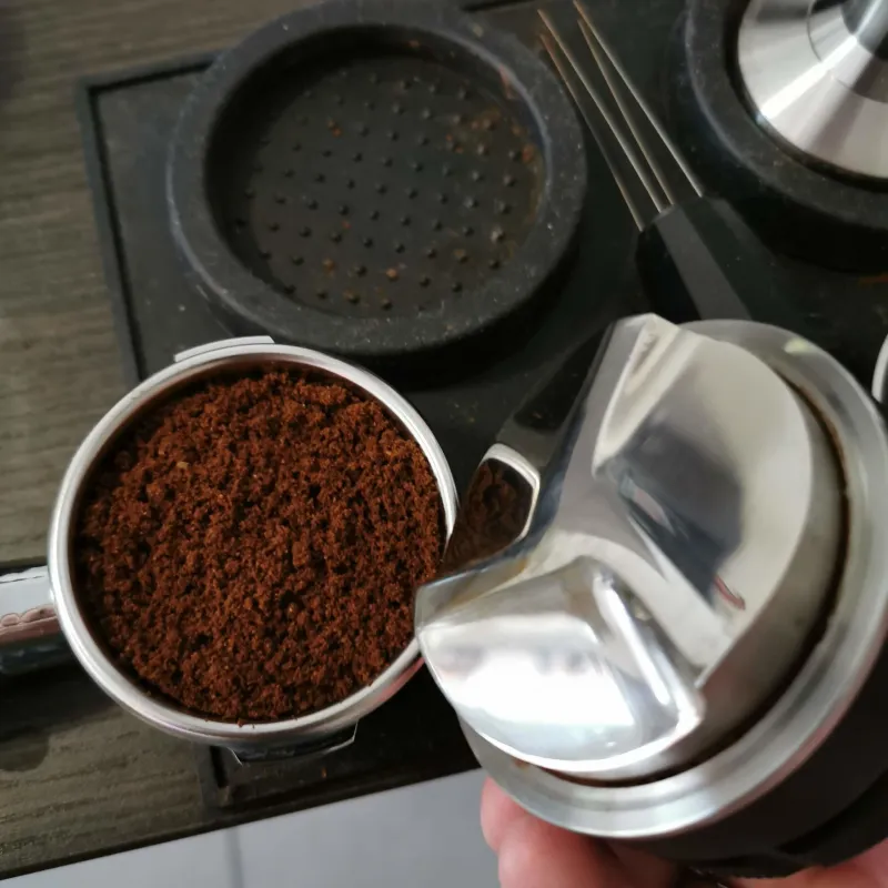 コーヒーディストリビューター(レベラー)51mm