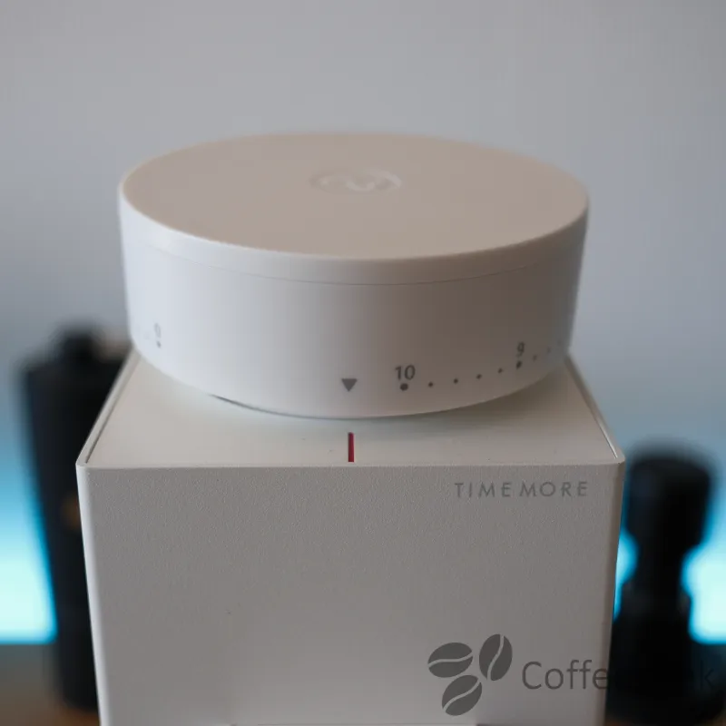 Timemore Bricks 01Sの分解：刃にアクセスするためのホッパーの取り外し