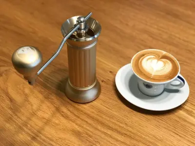 Apollo: de nieuwe handmatige koffiemolen van « La Pavoni »