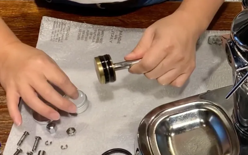 Smeren van de zuiger