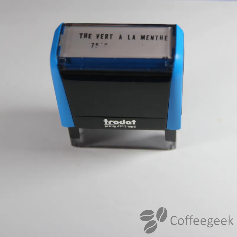 Aanpasbare inktstempel met verwisselbare letters