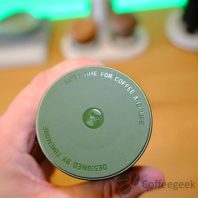 Met silicone beklede onderkant van de opvangbak van de Timemore S5 Pro