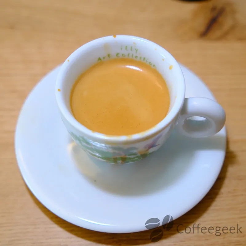 Efekt espresso Guayaba Nature w filiżance