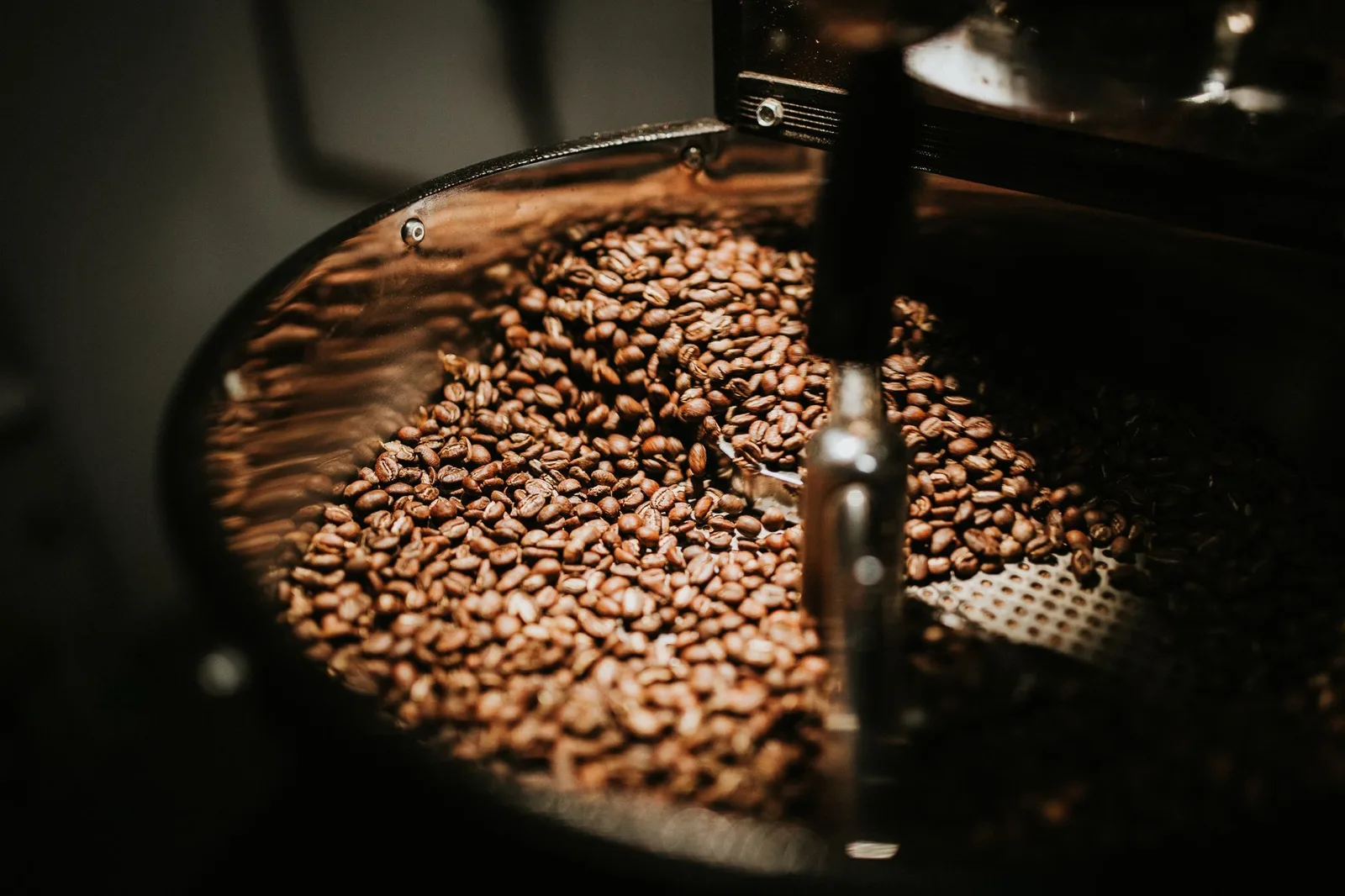 First crack, second crack: vad händer inuti kaffebönorna?
