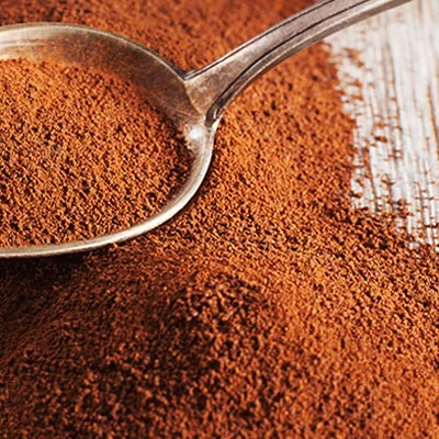 Fint pulver av snabbkaffe framställt genom spray-drying, sett i närbild